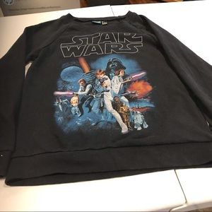 Crew neck Star Wars sweatshirt.